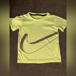 Nike Dri-fit T-shirt 4T